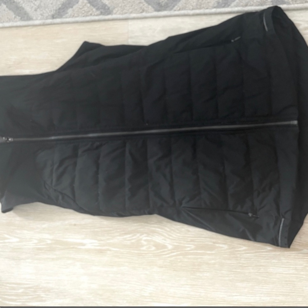 Lululemon vest